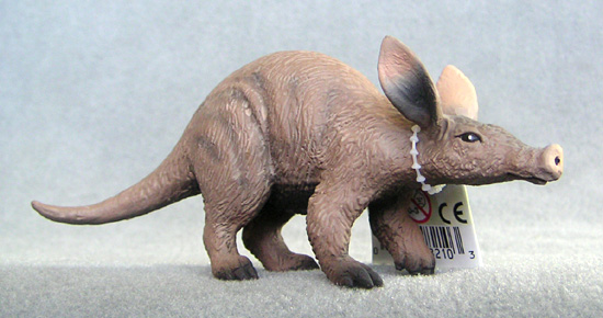 aardvark-realistic-plastic-f1152.jpg
